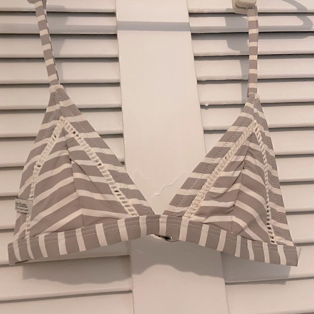 Rhythm Bikini Top - Picture 11 of 12